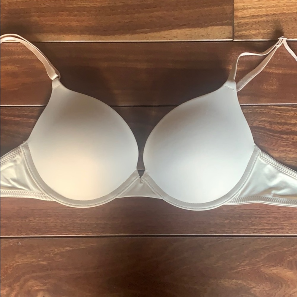 Maidenform cream push up bra